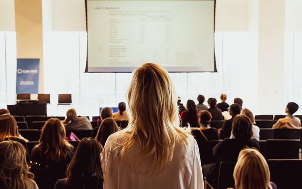 Podróże po Mazurach: Odkryj najlepsze miejsca na organizację konferencji